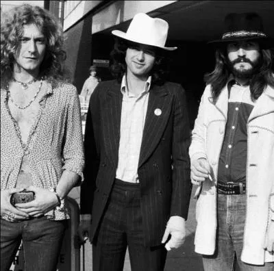 Il accompagna à la batterie Led Zeppelin notamment pendant leur période de gloire des 70's (Son fils est aussi batteur).