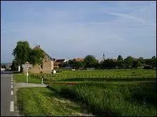 Nous arrivons à Schwegen, village Mosellan situé en région ...