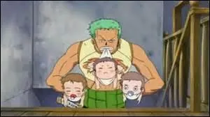 Comme toujours, Sanji et Zoro sont en compétition. Alors, Zoro se rajoute à la bataille avec la pire attaque qui soit, une attaque qui tue. Je veux bien sûr parler de :
