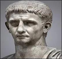 Un petit tour dans ma liste d'amis. 
Qui ne puis-je traiter de « cagou » en raison de son excellente syntaxe ? 
Indice : je pourrais dire qu'il contrefait un handicap en raison de la signification de son pseudo.