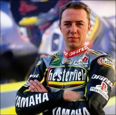 A ce jour, il est le dernier pilote français à avoir remporté le titre de champion du monde en catégorie 250 cm3. Il gagna son titre lors de la dernière course de la saison en dépassant son coéquipier du moment, le japonais Shinya Nakano, sur la ligne d'arrivée. Il s'agit de  ?