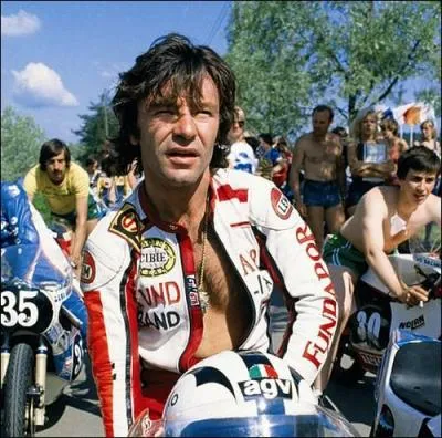 Cet Espagnol est le second pilote le plus titré de tout les temps, avec 13 titres de champion du monde en 125 cm3 et 50 cm3. Et avec 90 victoires en grand prix, il est le troisième meilleur pilote aux nombres de victoires en grand prix. Il s'agit de  ?