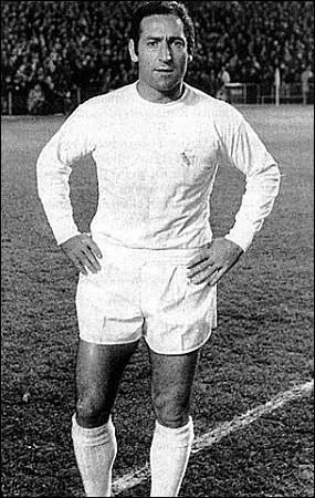 Quel joueur a le record du nombre de coupes remportées (6 en 8 finales) ?