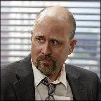 Qui est ce personnage qui apparait dans la 2ème saison ?