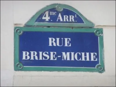 Facile : cette rue fameuse se situe dans le 4e arrondissement. Certes, mais de quelle métropole ?