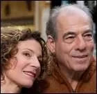 Depuis combien d'ann&eacute;es Roland et Mirta sont-ils mari&eacute;s ?