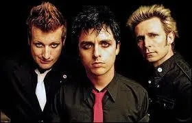 Pour vous aider à compléter le titre de cette belle chanson de Green Day : ''----- Guns'' , je vous dirai que c'est l'autre nom du black-jack ou le nombre d'atouts au tarot.