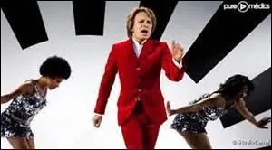 Laquelle de ces chansons Claude François, alors sous le pseudonyme de "KoKo", chanta-t-il en 1962 ?