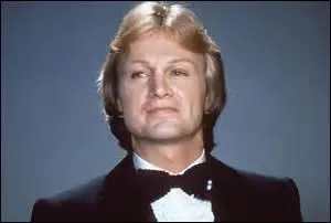 Lequel de ces instruments "Cloclo", de son surnom, ne pratiquait-il pas ?