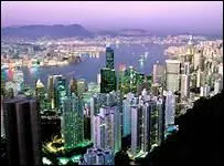 Où habitent de nombreux Chinois à Hong Kong ?