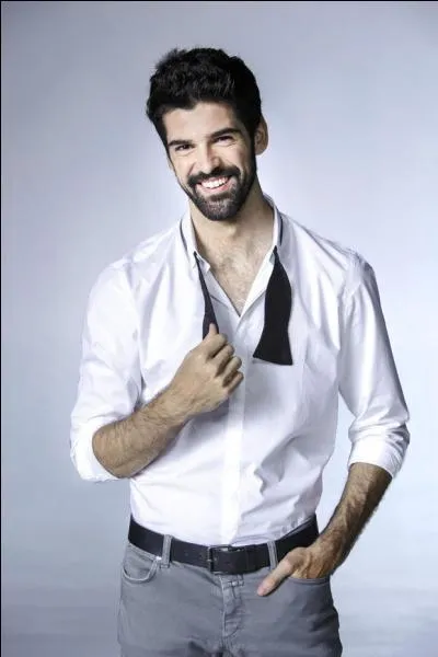 Comment s'appelle ce candidat ?