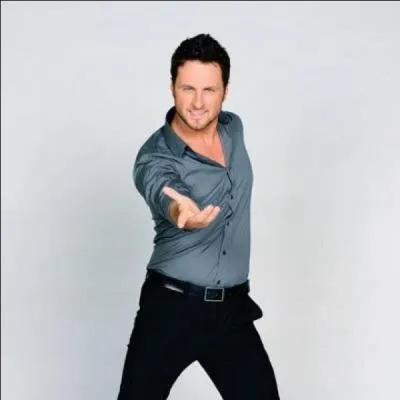 Son partenaire est ... .