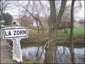 De quel cours d'eau la Zorn, dite « la Coulante », est-elle l'affluent ?