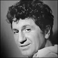 Marcel Mouloudji a chanté ''Six feuilles mortes de San Francisco'' . Qu'est-ce qui ne se trouve pas dans cette ville ?