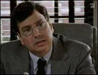 Dans quel épisode meurt Mr Flutie ?