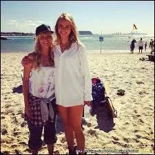 Laquelle exerce-t-elle, depuis peu et laquelle exerce-t-elle peu ?