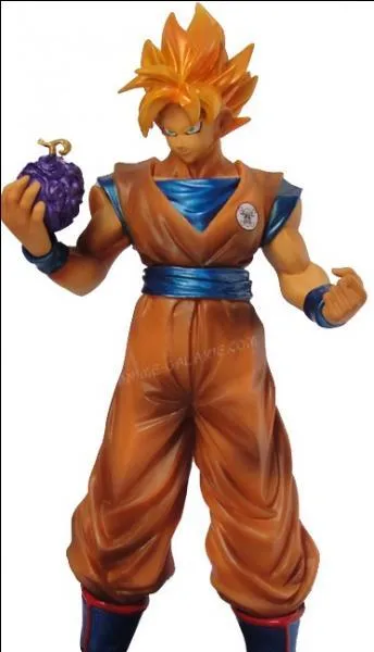 Cette fois, qui s'apprête à manger le même fruit ?