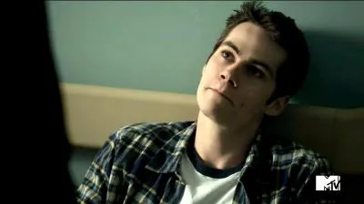 Dylan O'brien joue le rôle de :