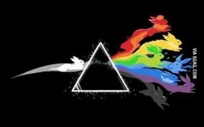 Que fait Evoli quand il entre dans le prisme ?