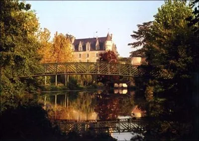 Pour votre travail, vous avez un rendez-vous à Montrésor qui est dans le département :