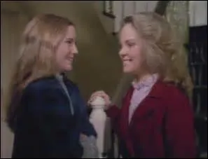 La dernière apparition de Mary dans la série se situe dans l'épisode "Un Noël inoubliable" (saison 8), où la famille Ingalls est pour la dernière fois réunie au grand complet. Où les Kendall sont-ils partis s'installer ?