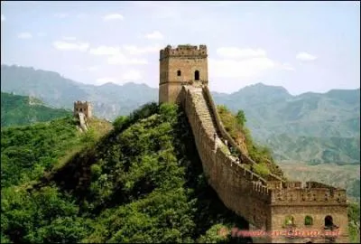 Comment s'appelle ce monument gigantesque ?