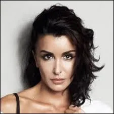 Qui est cette chanteuse ?