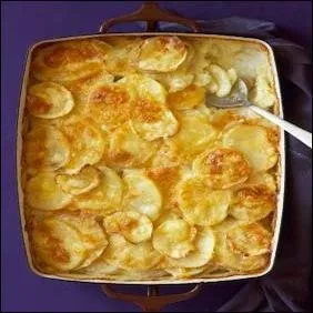 L'élite est mon premier.
'Ut' est synonyme de mon second.
Les Russes sont voisins de mon troisième.
Les Grenoblois apprécient mon tout.