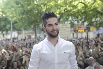 Qui chante "Andalouse " ?