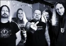 Cette formation originaire de San Francisco, formée en 1980, est l'un des pionniers du genre. A son actif, on trouve les albums "Fabulous Disaster", "Pleasures of the Flesh" et le génial "Bonded by Blood". Quel est ce groupe ?