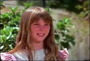 Le même jour, Mary rencontre Christie, grande sur de Sandy ! Deviennent-elles amies ?