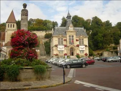 Des quatre départements proposés, pouvez-vous dire lequel n'est pas limitrophe de celui de l'Aisne ?