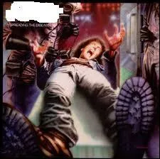 A quel groupe doit-on attribuer l'album "Spreading the Disease", sorti en 1985 ?