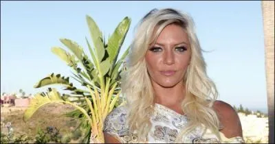 Comment s'appelle cette jolie blonde au fort caractère ?