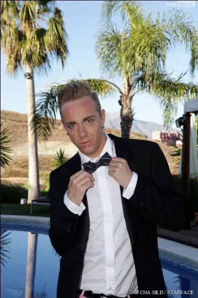 Comment s'appelle ce Belge, le meilleur ami de Sophie ?