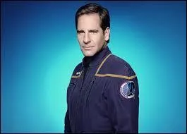 Archer meurt. Comment ?