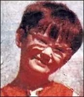 Quelle célébrité se cache sous cette photo d'enfant ?