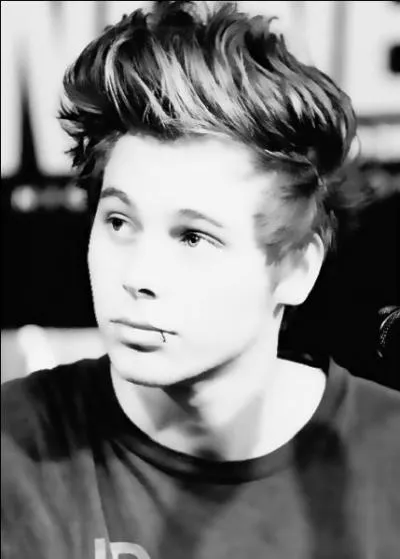 Combien Luke mesure-t-il ?