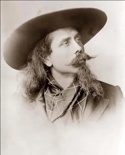 Le Stetson a été inventé par J.B Stetson dans les années 1860 et popularisé par Buffalo Bill mais quel était son surnom à l'origine ?