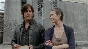 Réplique : Qu'est ce que Carol est en train de dire à Daryl ? (je vous aide : Saison 4, épisode 1)