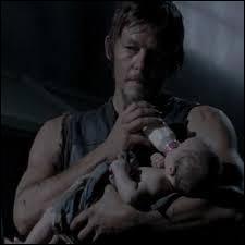 Saison 3 : Comment Daryl surnomme-t-il Judith, la fille de Rick ?