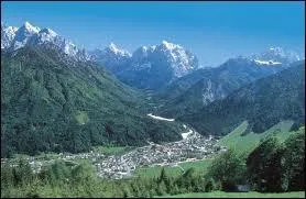 Comment s'appelle la partie des Alpes située en Slovénie ?