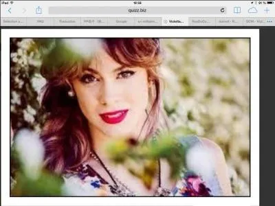 Dans la saison 3, Violetta est :