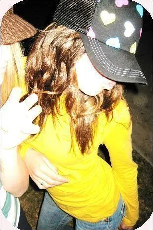 Comment s'appelle la soeur de Miley ?