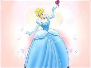 Laquelle de ces souris est transformée en humain dans "Cendrillon 2" ?