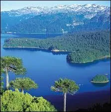 À quel pays appartient l'île de Chiloé ?