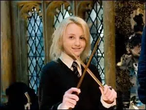 Lequel de ces garçons ne peut pas voir, à l'inverse de Luna, les Sombrals ?