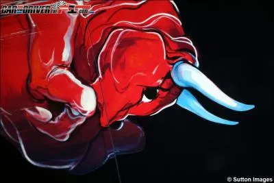 Quel pilote est arrivé aux côtés de Jean-Eric Vergne, au sein de l'écurie Toro Rosso, en 2014 ?