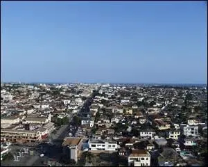 Quel est le nom de l'éthnie dans laquelle le site Accra se trouve ?