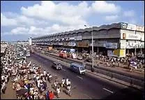 Parmi ces quartiers, lequel est situé au centre de la ville ?